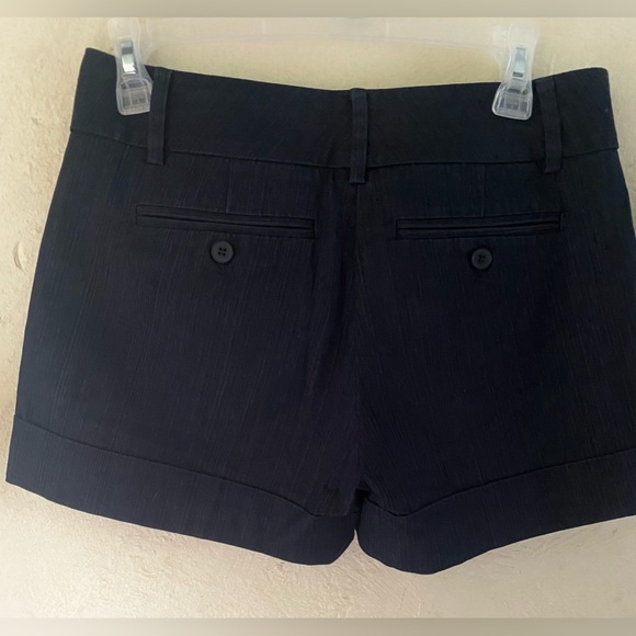 7th Avenue Design Studio Shorts - Picture 2 of 2